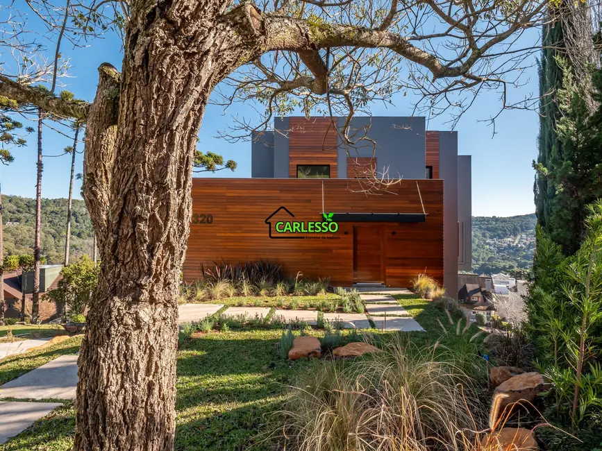 Casa com 5 quartos à venda, 580m2 em Gramado - RS - imagem 2 Foto 2 de Casa com 5 quartos à venda, 580m2 em Gramado - RS