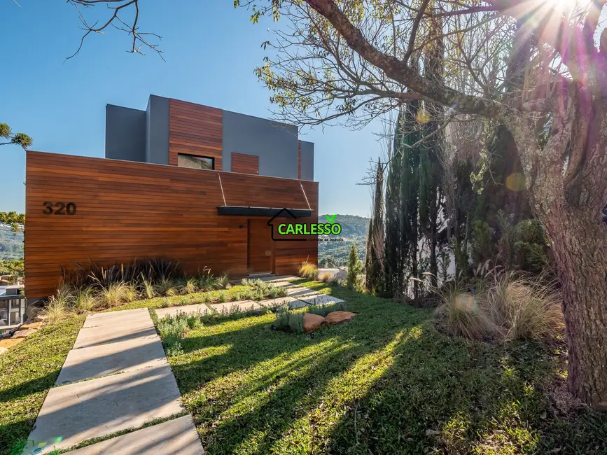 Casa com 5 quartos à venda, 580m2 em Gramado - RS - imagem 3 Foto 3 de Casa com 5 quartos à venda, 580m2 em Gramado - RS