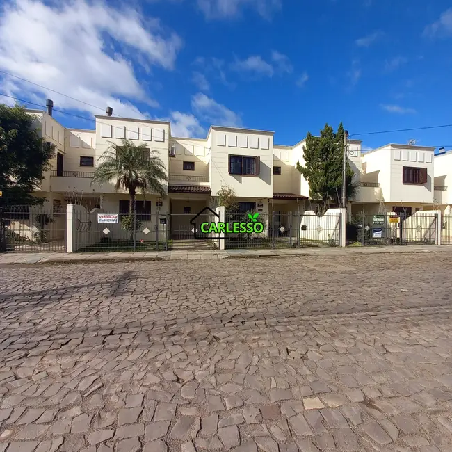 Casa com 3 quartos à venda, 135m2 em Camobi, Santa Maria - RS - imagem 1 Foto 1 de Casa com 3 quartos à venda, 135m2 em Camobi, Santa Maria - RS