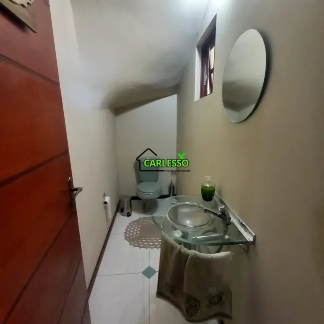 Casa com 3 quartos à venda, 135m2 em Camobi, Santa Maria - RS - imagem 9 Foto 9 de Casa com 3 quartos à venda, 135m2 em Camobi, Santa Maria - RS