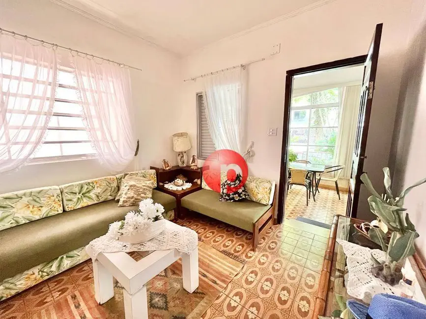 Casa com 4 quartos à venda, 350m2 em Canto do Forte, Praia Grande - SP - imagem 4 Foto 4 de Casa com 4 quartos à venda, 350m2 em Canto do Forte, Praia Grande - SP