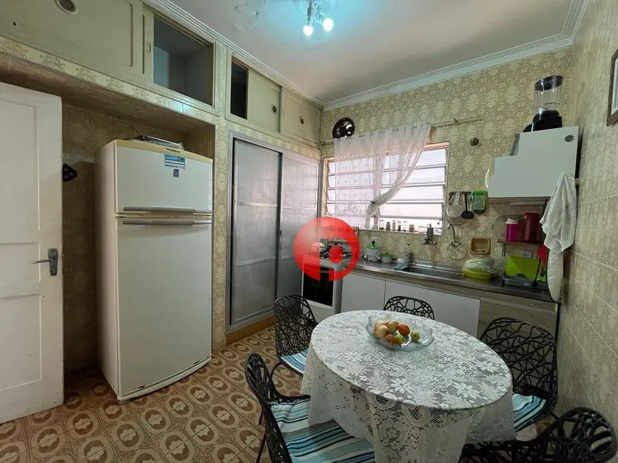 Casa com 4 quartos à venda, 350m2 em Canto do Forte, Praia Grande - SP - imagem 8 Foto 8 de Casa com 4 quartos à venda, 350m2 em Canto do Forte, Praia Grande - SP