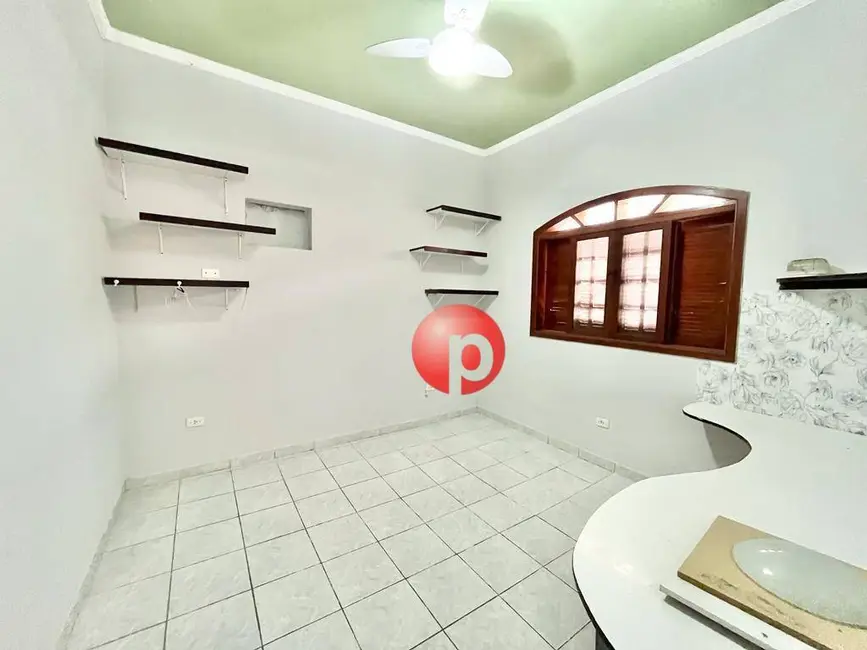 Casa com 6 quartos à venda, 267m2 em Canto do Forte, Praia Grande - SP - imagem 7 Foto 7 de Casa com 6 quartos à venda, 267m2 em Canto do Forte, Praia Grande - SP