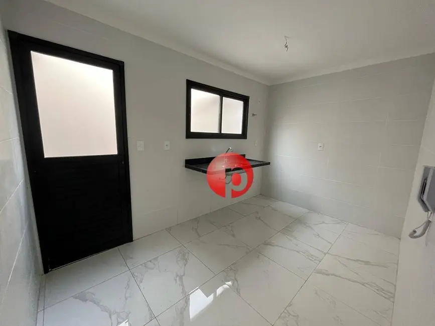 Foto 2 de Casa de Condomínio com 2 quartos à venda, 62m2 em Praia Grande - SP
