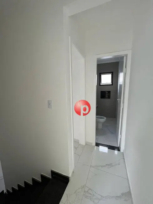 Foto 6 de Casa de Condomínio com 2 quartos à venda, 62m2 em Praia Grande - SP