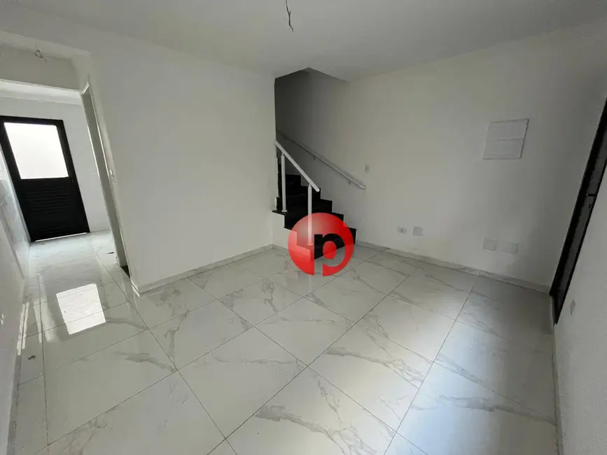 Foto 2 de Casa com 2 quartos à venda, 63m2 em Praia Grande - SP