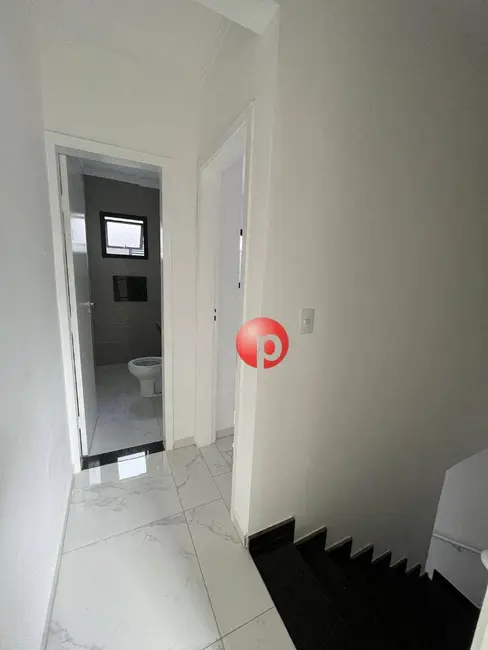 Casa de Condomínio com 2 quartos à venda, 60m2 em Praia Grande - SP - imagem 8 Foto 8 de Casa de Condomínio com 2 quartos à venda, 60m2 em Praia Grande - SP