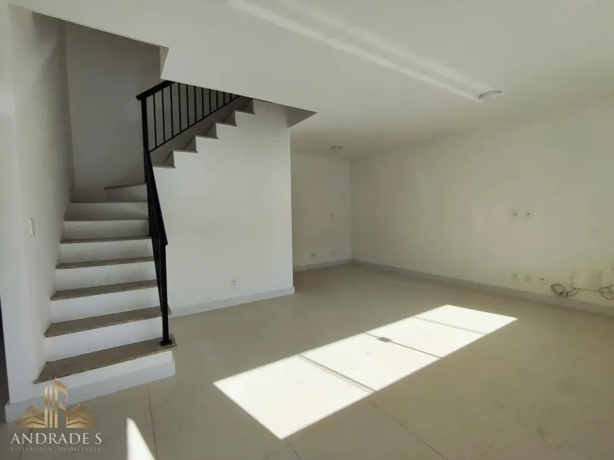 Foto 6 de Casa de Condomínio com 3 quartos para alugar, 198m2 em Vargem Grande, Rio De Janeiro - RJ