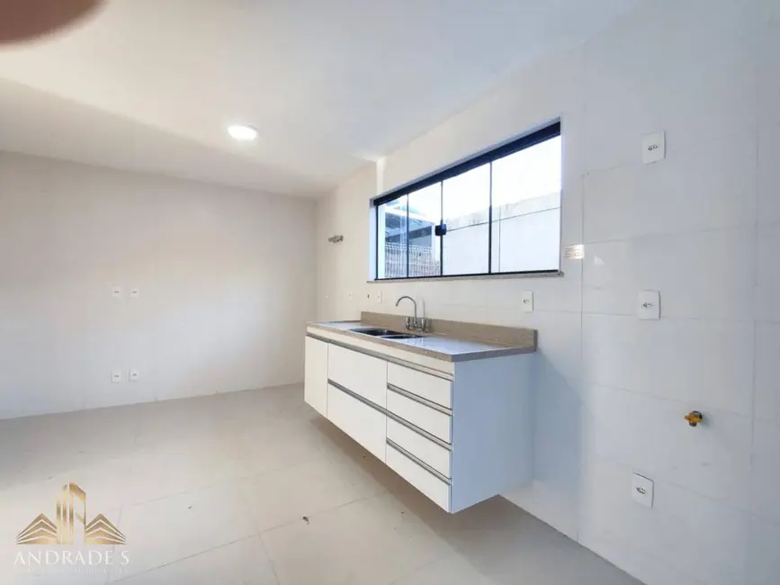 Foto 4 de Casa de Condomínio com 3 quartos para alugar, 198m2 em Vargem Grande, Rio De Janeiro - RJ