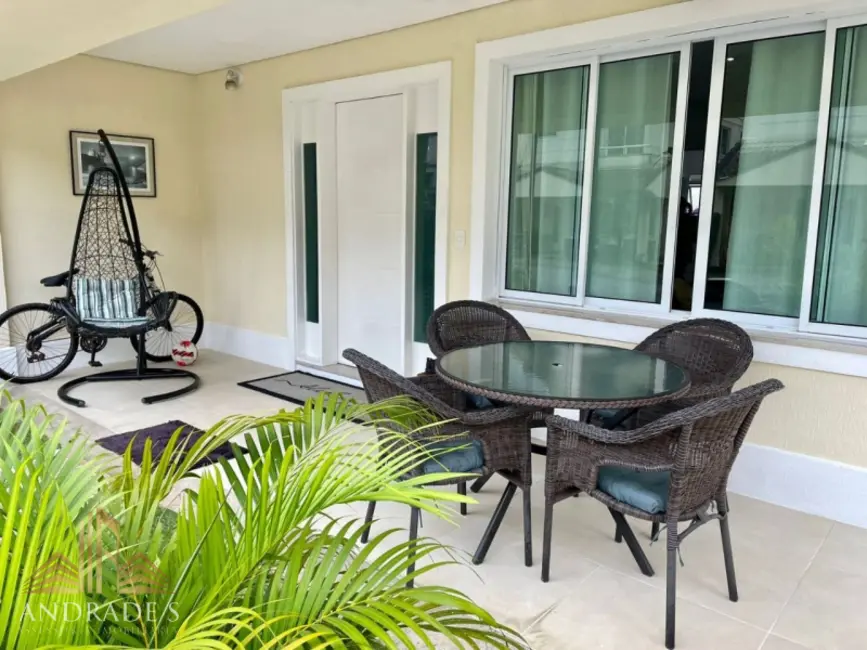 Casa de Condomínio com 3 quartos à venda, 173m2 em Recreio dos Bandeirantes, Rio De Janeiro - RJ - imagem 3 Foto 3 de Casa de Condomínio com 3 quartos à venda, 173m2 em Recreio dos Bandeirantes, Rio De Janeiro - RJ