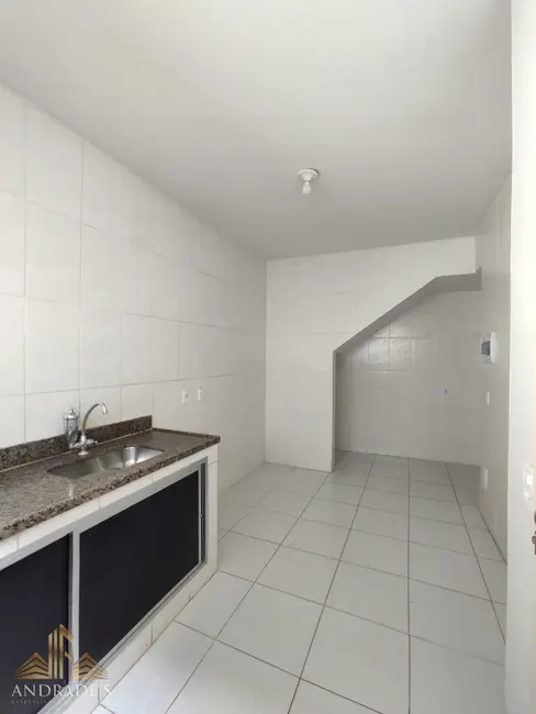 Casa de Condomínio com 2 quartos para alugar, 145m2 em Vargem Pequena, Rio De Janeiro - RJ - imagem 5 Foto 5 de Casa de Condomínio com 2 quartos para alugar, 145m2 em Vargem Pequena, Rio De Janeiro - RJ