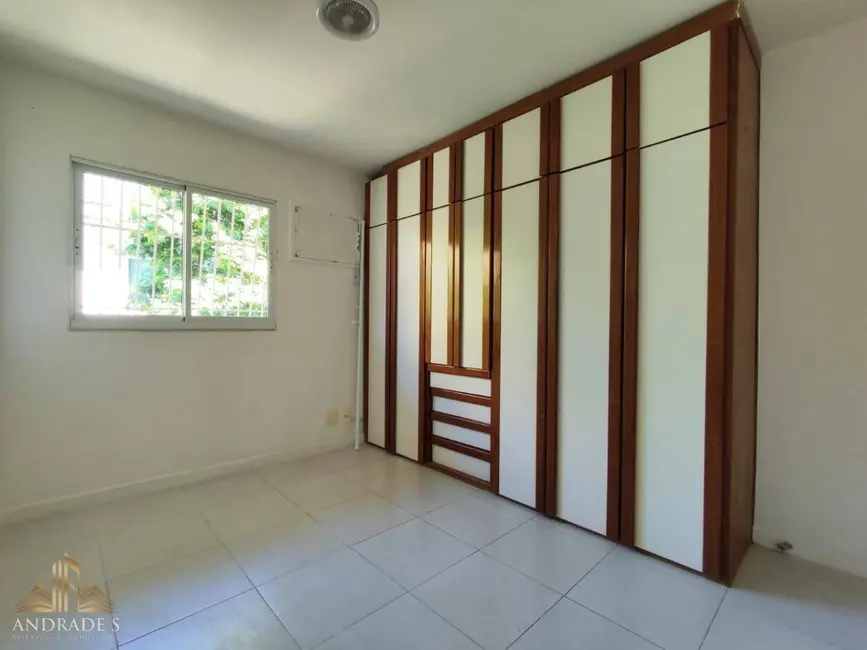 Casa de Condomínio com 3 quartos para alugar, 200m2 em Recreio dos Bandeirantes, Rio De Janeiro - RJ - imagem 8 Foto 8 de Casa de Condomínio com 3 quartos para alugar, 200m2 em Recreio dos Bandeirantes, Rio De Janeiro - RJ