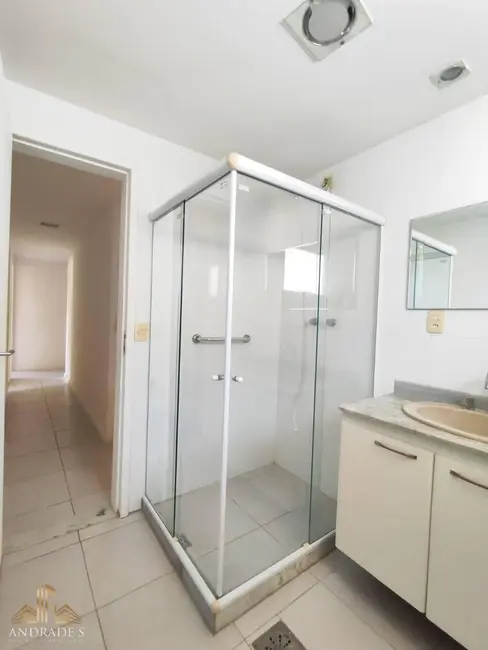 Casa de Condomínio com 3 quartos para alugar, 200m2 em Recreio dos Bandeirantes, Rio De Janeiro - RJ - imagem 9 Foto 9 de Casa de Condomínio com 3 quartos para alugar, 200m2 em Recreio dos Bandeirantes, Rio De Janeiro - RJ