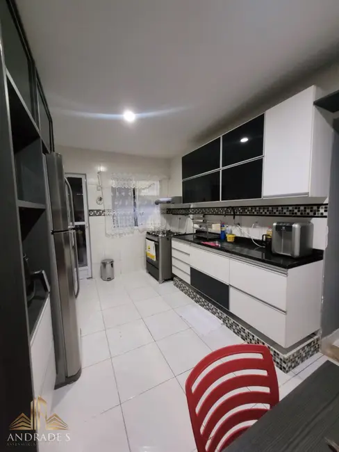 Casa de Condomínio com 3 quartos à venda, 220m2 em Vargem Pequena, Rio De Janeiro - RJ - imagem 3 Foto 3 de Casa de Condomínio com 3 quartos à venda, 220m2 em Vargem Pequena, Rio De Janeiro - RJ