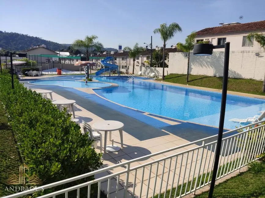 Foto 3 de Casa de Condomínio com 2 quartos para alugar, 65m2 em Guaratiba, Rio De Janeiro - RJ