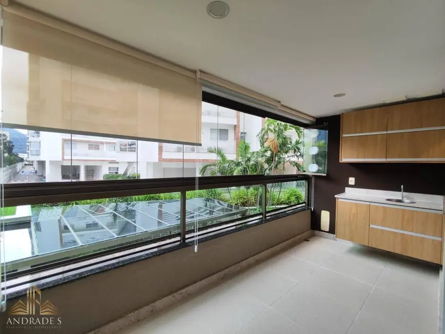 Apartamento com 2 quartos para alugar, 70m2 em Recreio dos Bandeirantes, Rio De Janeiro - RJ - imagem 3 Foto 3 de Apartamento com 2 quartos para alugar, 70m2 em Recreio dos Bandeirantes, Rio De Janeiro - RJ