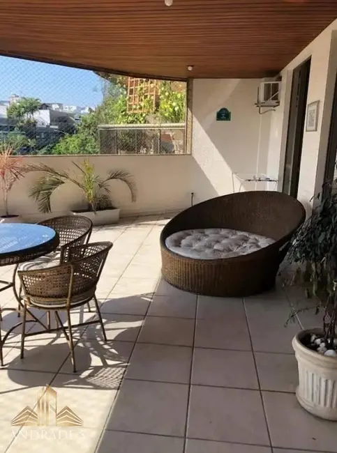 Apartamento com 3 quartos para alugar, 96m2 em Recreio dos Bandeirantes, Rio De Janeiro - RJ - imagem 3 Foto 3 de Apartamento com 3 quartos para alugar, 96m2 em Recreio dos Bandeirantes, Rio De Janeiro - RJ