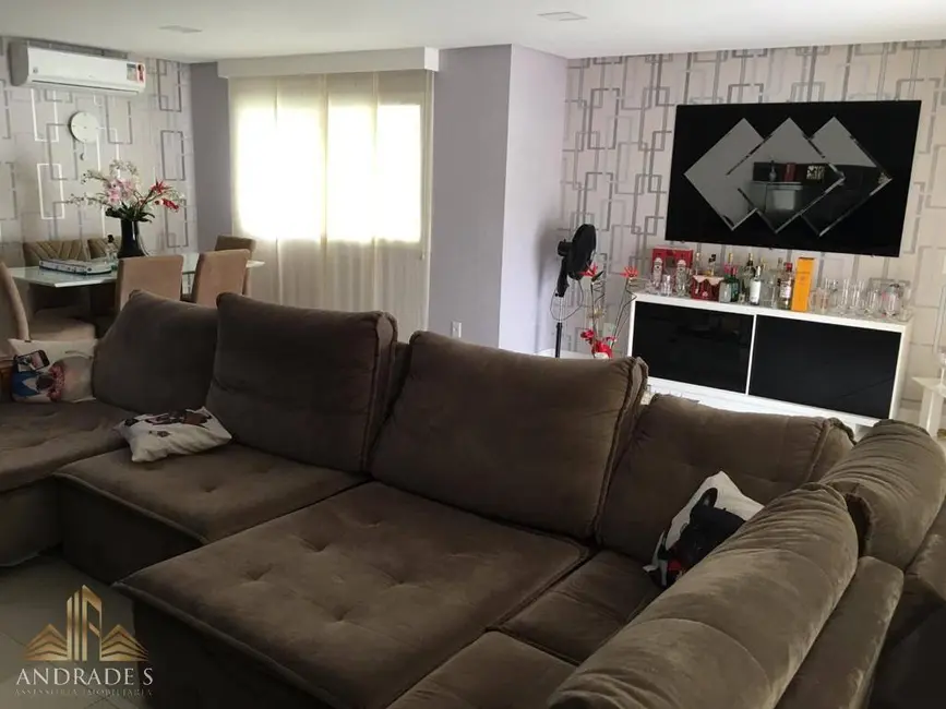 Casa de Condomínio com 4 quartos à venda, 233m2 em Recreio dos Bandeirantes, Rio De Janeiro - RJ - imagem 7 Foto 7 de Casa de Condomínio com 4 quartos à venda, 233m2 em Recreio dos Bandeirantes, Rio De Janeiro - RJ