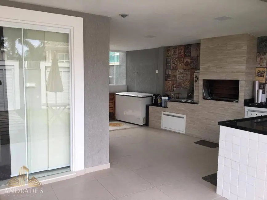 Casa de Condomínio com 4 quartos à venda, 233m2 em Recreio dos Bandeirantes, Rio De Janeiro - RJ - imagem 3 Foto 3 de Casa de Condomínio com 4 quartos à venda, 233m2 em Recreio dos Bandeirantes, Rio De Janeiro - RJ