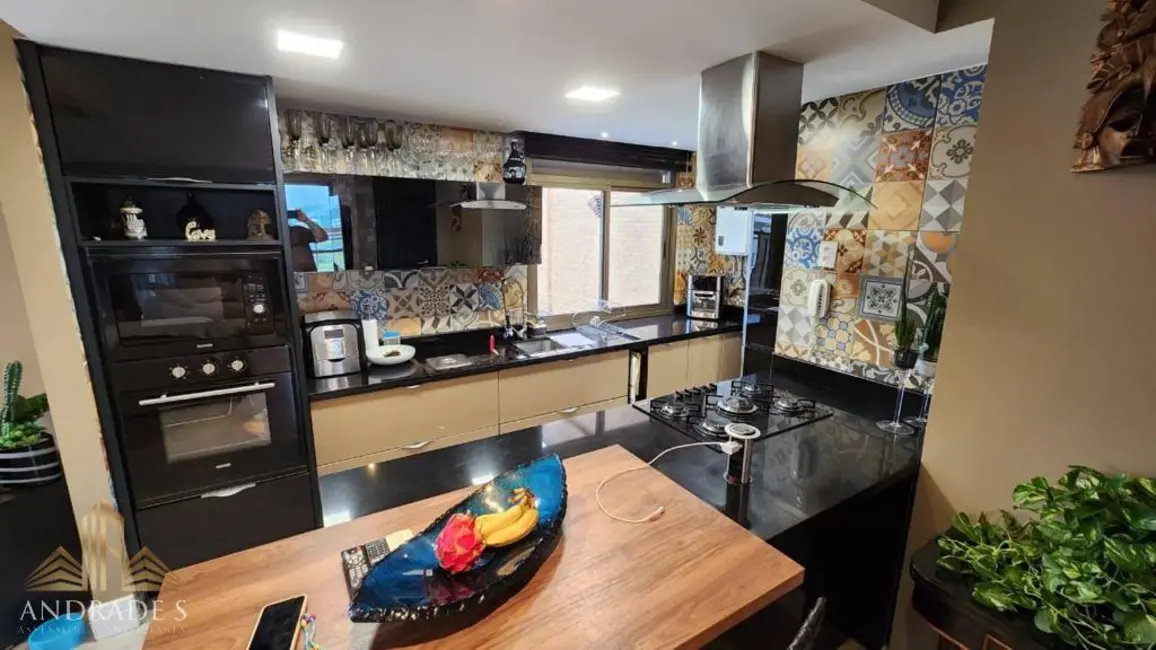 Cobertura com 2 quartos à venda, 232m2 em Recreio dos Bandeirantes, Rio De Janeiro - RJ - imagem 4 Foto 4 de Cobertura com 2 quartos à venda, 232m2 em Recreio dos Bandeirantes, Rio De Janeiro - RJ