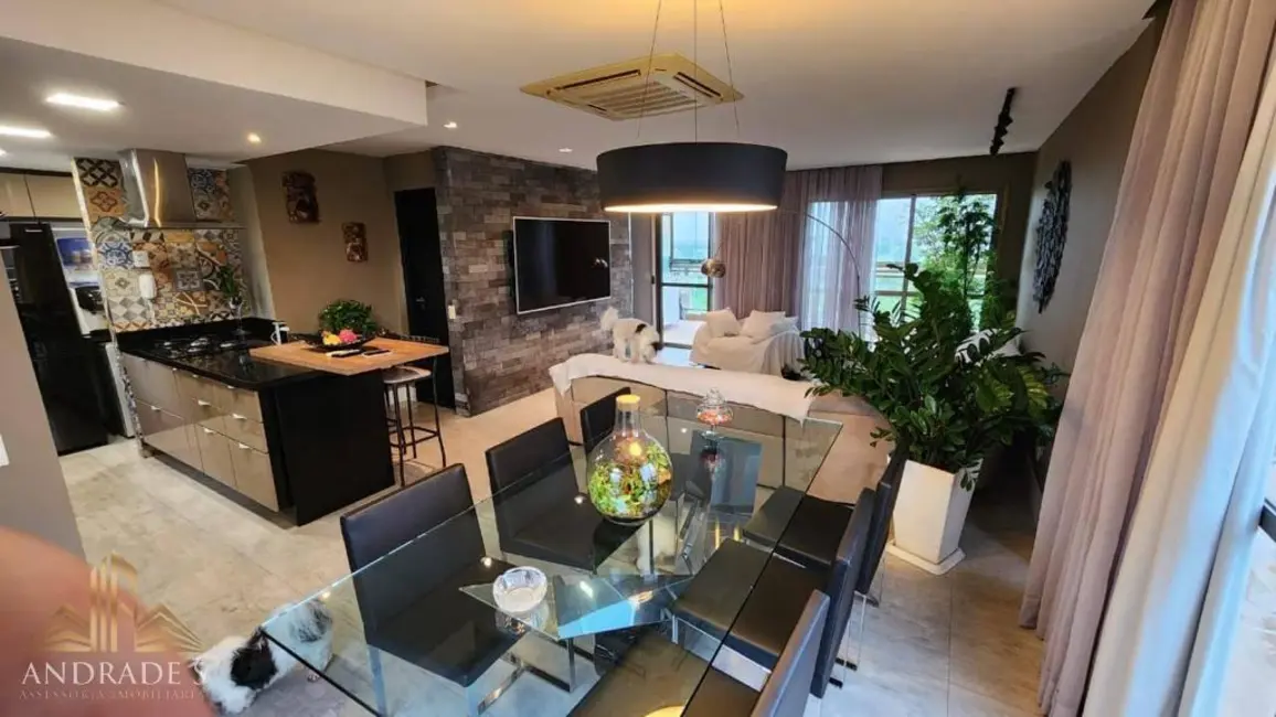 Cobertura com 2 quartos à venda, 232m2 em Recreio dos Bandeirantes, Rio De Janeiro - RJ - imagem 3 Foto 3 de Cobertura com 2 quartos à venda, 232m2 em Recreio dos Bandeirantes, Rio De Janeiro - RJ