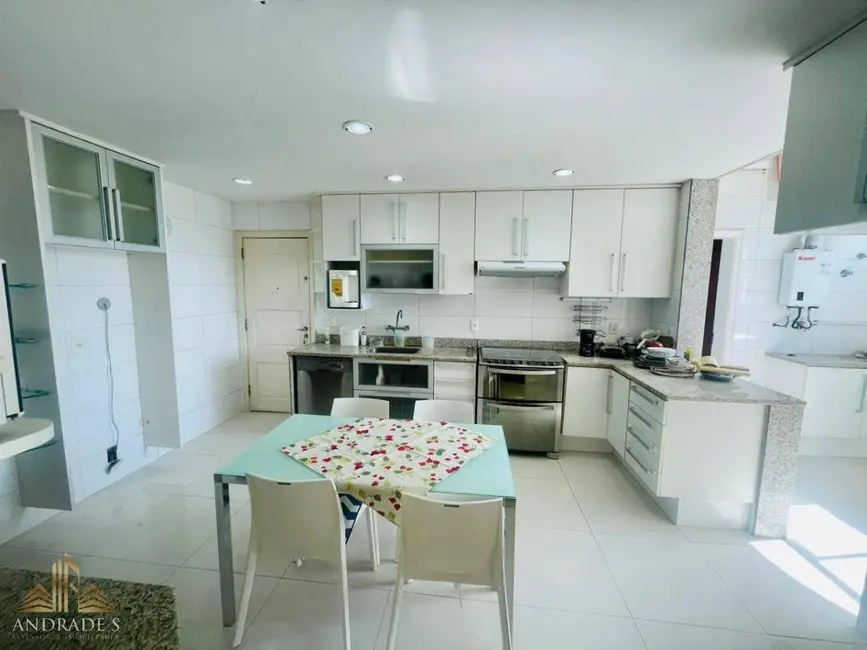 Foto 9 de Apartamento com 4 quartos à venda, 220m2 em Barra da Tijuca, Rio De Janeiro - RJ