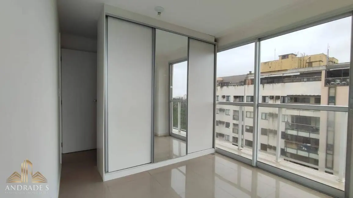 Cobertura com 3 quartos para alugar, 171m2 em Recreio dos Bandeirantes, Rio De Janeiro - RJ - imagem 7 Foto 7 de Cobertura com 3 quartos para alugar, 171m2 em Recreio dos Bandeirantes, Rio De Janeiro - RJ