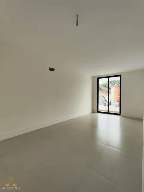 Casa de Condomínio com 4 quartos à venda, 350m2 em Barra da Tijuca, Rio De Janeiro - RJ - imagem 8 Foto 8 de Casa de Condomínio com 4 quartos à venda, 350m2 em Barra da Tijuca, Rio De Janeiro - RJ