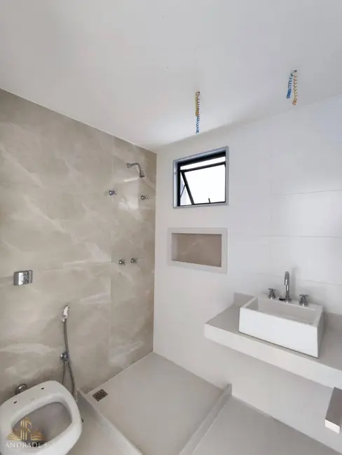 Casa de Condomínio com 4 quartos à venda, 350m2 em Barra da Tijuca, Rio De Janeiro - RJ - imagem 9 Foto 9 de Casa de Condomínio com 4 quartos à venda, 350m2 em Barra da Tijuca, Rio De Janeiro - RJ