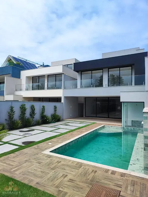 Foto 1 de Casa de Condomínio com 5 quartos à venda, 380m2 em Barra da Tijuca, Rio De Janeiro - RJ