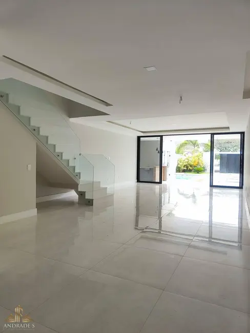 Casa de Condomínio com 4 quartos à venda, 350m2 em Barra da Tijuca, Rio De Janeiro - RJ - imagem 6 Foto 6 de Casa de Condomínio com 4 quartos à venda, 350m2 em Barra da Tijuca, Rio De Janeiro - RJ