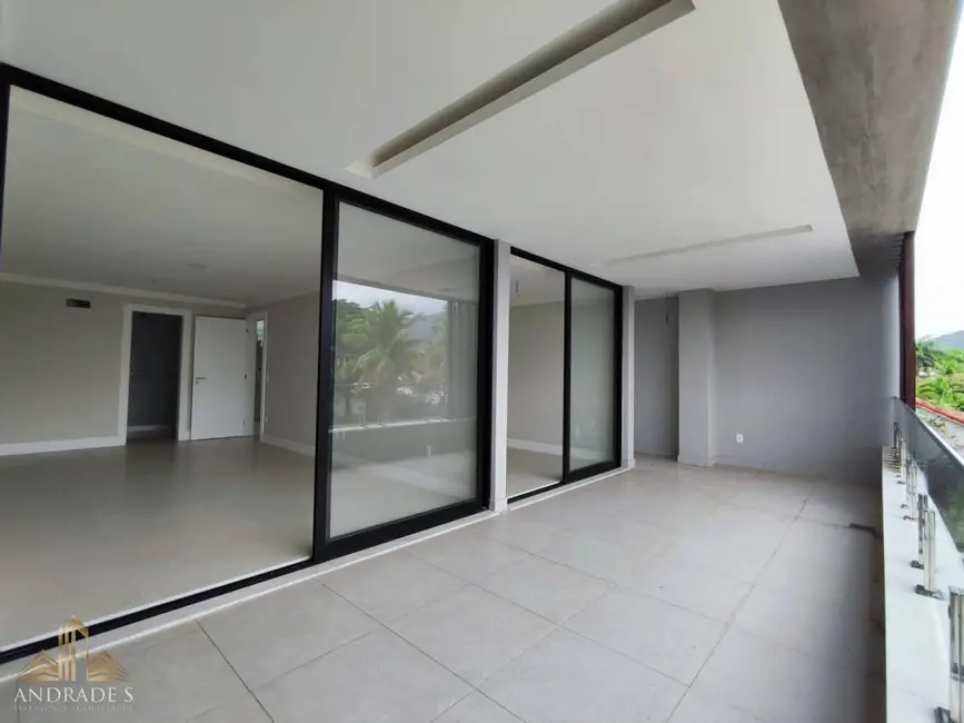 Casa de Condomínio com 4 quartos à venda, 350m2 em Barra da Tijuca, Rio De Janeiro - RJ - imagem 8 Foto 8 de Casa de Condomínio com 4 quartos à venda, 350m2 em Barra da Tijuca, Rio De Janeiro - RJ