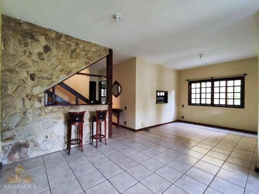 Casa de Condomínio com 4 quartos à venda, 240m2 em Vargem Grande, Rio De Janeiro - RJ - imagem 3 Foto 3 de Casa de Condomínio com 4 quartos à venda, 240m2 em Vargem Grande, Rio De Janeiro - RJ