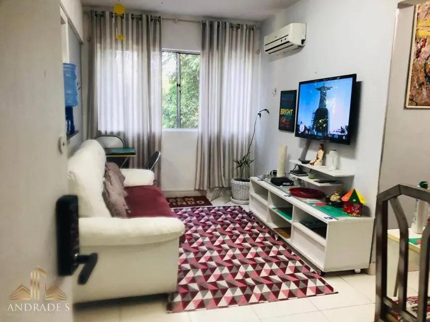 Foto 2 de Apartamento com 2 quartos à venda, 50m2 em Jacarepaguá, Rio De Janeiro - RJ