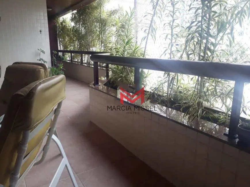 Apartamento com 4 quartos à venda, 280m2 em Centro, Nova Iguacu - RJ - imagem 8 Foto 8 de Apartamento com 4 quartos à venda, 280m2 em Centro, Nova Iguacu - RJ