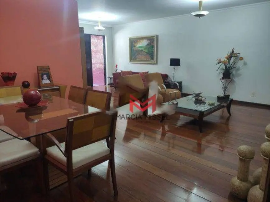 Apartamento com 4 quartos à venda, 280m2 em Centro, Nova Iguacu - RJ - imagem 5 Foto 5 de Apartamento com 4 quartos à venda, 280m2 em Centro, Nova Iguacu - RJ