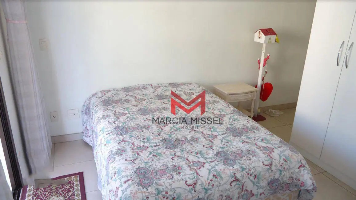 Apartamento com 3 quartos à venda, 124m2 em Centro, Nova Iguacu - RJ - imagem 9 Foto 9 de Apartamento com 3 quartos à venda, 124m2 em Centro, Nova Iguacu - RJ
