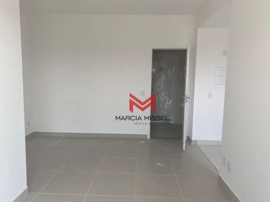 Foto 2 de Apartamento com 2 quartos para alugar, 59m2 em Nova Iguacu - RJ