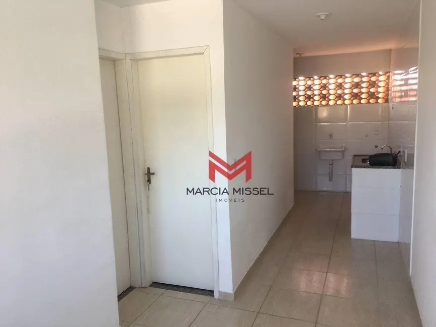 Apartamento com 2 quartos à venda e para alugar, 40m2 em Cabuçu, Nova Iguacu - RJ - imagem 4 Foto 4 de Apartamento com 2 quartos à venda e para alugar, 40m2 em Cabuçu, Nova Iguacu - RJ