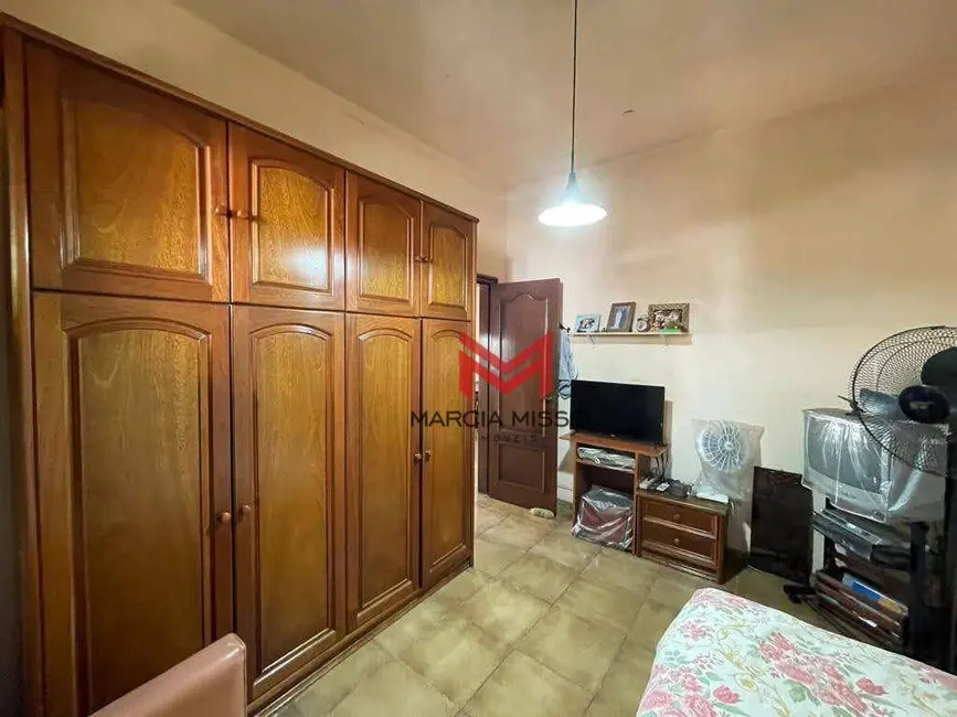 Casa com 2 quartos à venda, 525m2 em Caonze, Nova Iguacu - RJ - imagem 8 Foto 8 de Casa com 2 quartos à venda, 525m2 em Caonze, Nova Iguacu - RJ