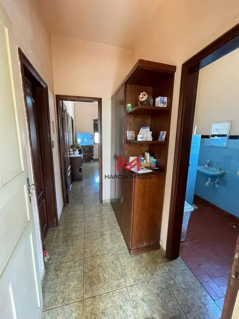 Casa com 2 quartos à venda, 525m2 em Caonze, Nova Iguacu - RJ - imagem 9 Foto 9 de Casa com 2 quartos à venda, 525m2 em Caonze, Nova Iguacu - RJ