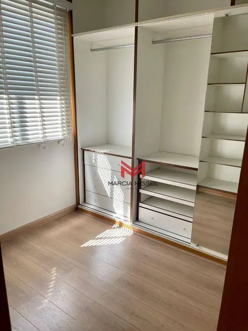 Foto 11 de Casa de Condomínio com 4 quartos para alugar, 200m2 em Duque Estrada, Nova Iguacu - RJ