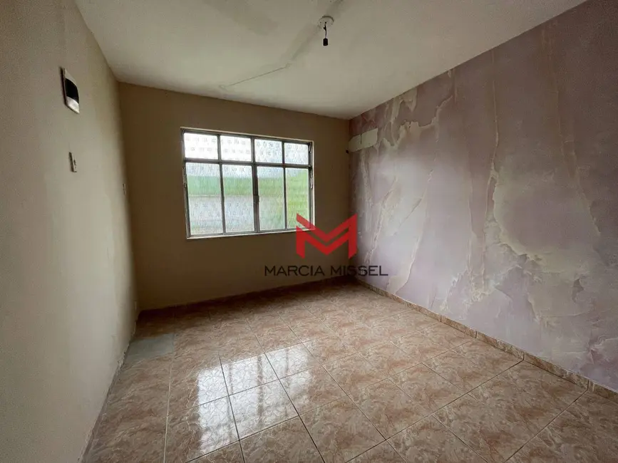 Foto 6 de Casa com 3 quartos à venda, 180m2 em Centro, Mesquita - RJ