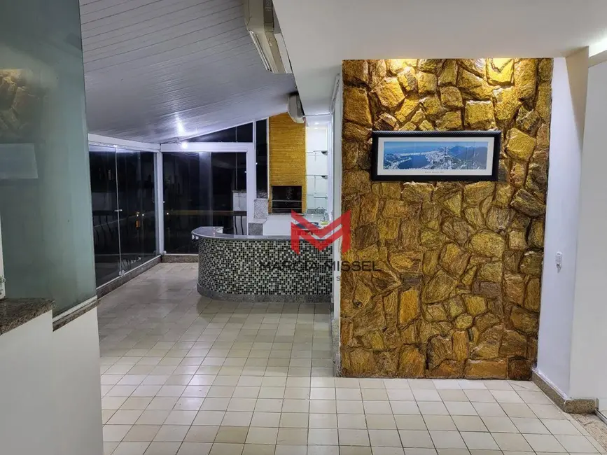 Cobertura com 5 quartos à venda e para alugar, 210m2 em Recreio dos Bandeirantes, Rio De Janeiro - RJ - imagem 8 Foto 8 de Cobertura com 5 quartos à venda e para alugar, 210m2 em Recreio dos Bandeirantes, Rio De Janeiro - RJ