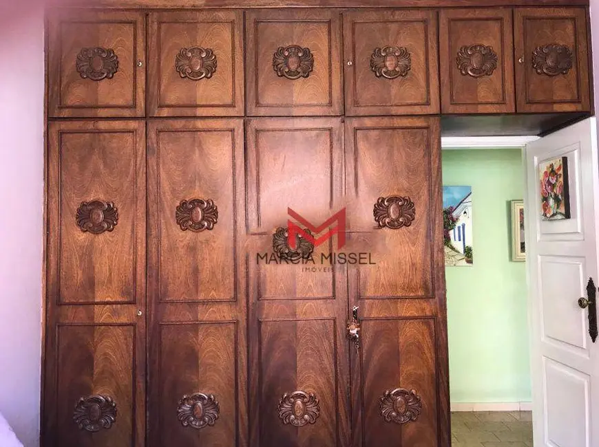Casa com 4 quartos à venda e para alugar, 300m2 em Nova Iguacu - RJ - imagem 7 Foto 7 de Casa com 4 quartos à venda e para alugar, 300m2 em Nova Iguacu - RJ