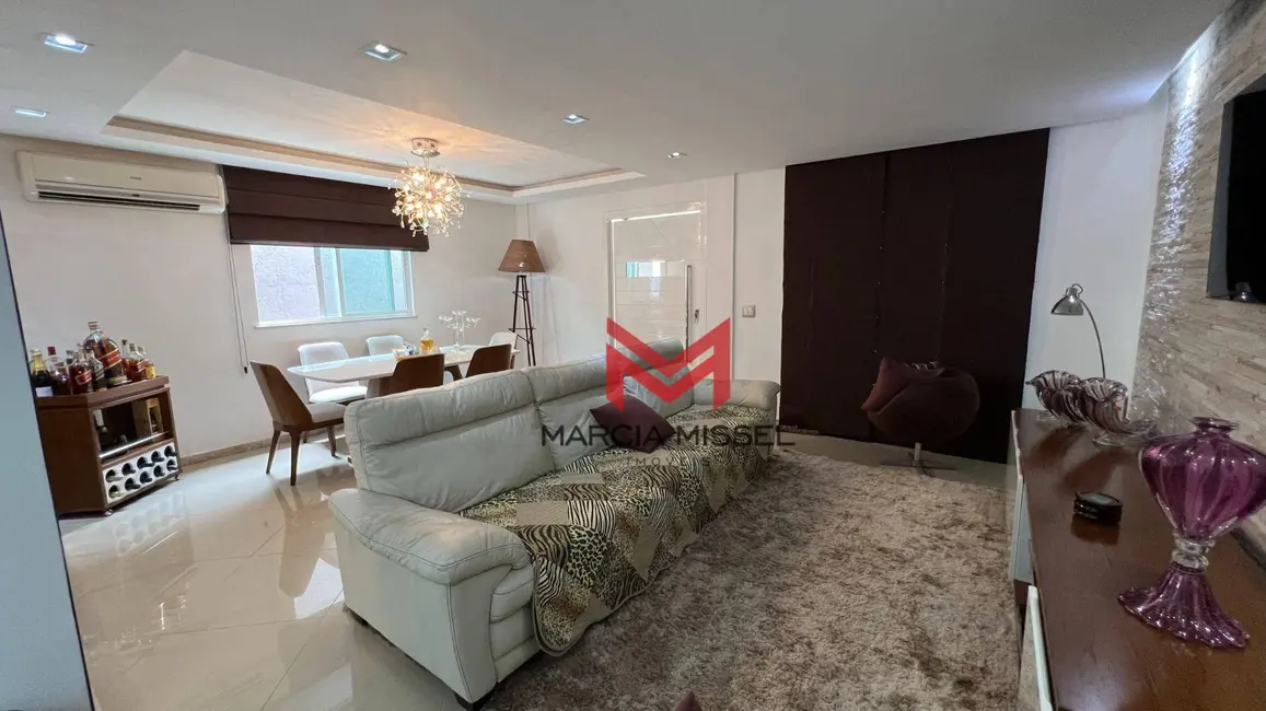 Casa de Condomínio com 4 quartos à venda e para alugar, 200m2 em Duque Estrada, Nova Iguacu - RJ - imagem 3 Foto 3 de Casa de Condomínio com 4 quartos à venda e para alugar, 200m2 em Duque Estrada, Nova Iguacu - RJ