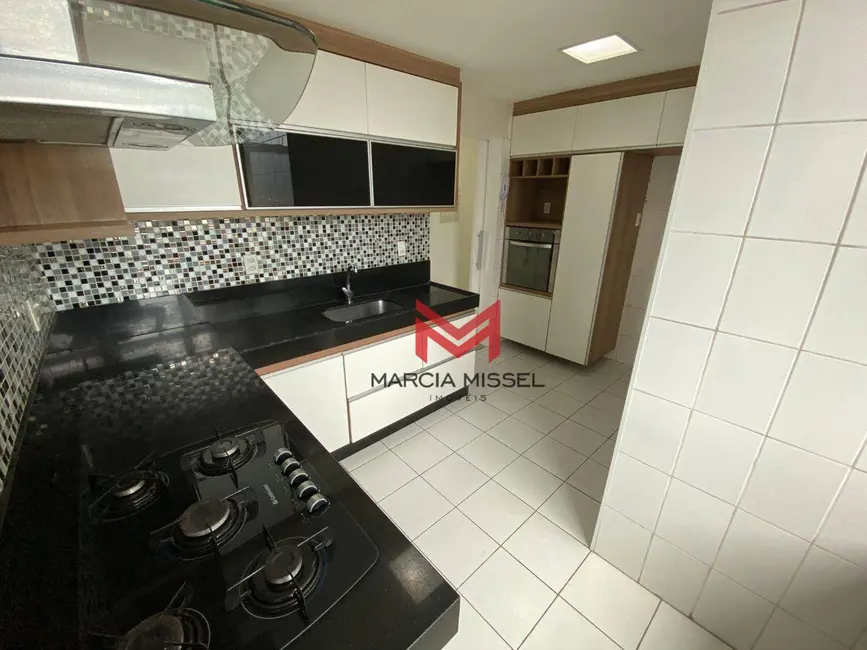 Apartamento com 2 quartos à venda, 103m2 em Centro, Nova Iguacu - RJ - imagem 7 Foto 7 de Apartamento com 2 quartos à venda, 103m2 em Centro, Nova Iguacu - RJ