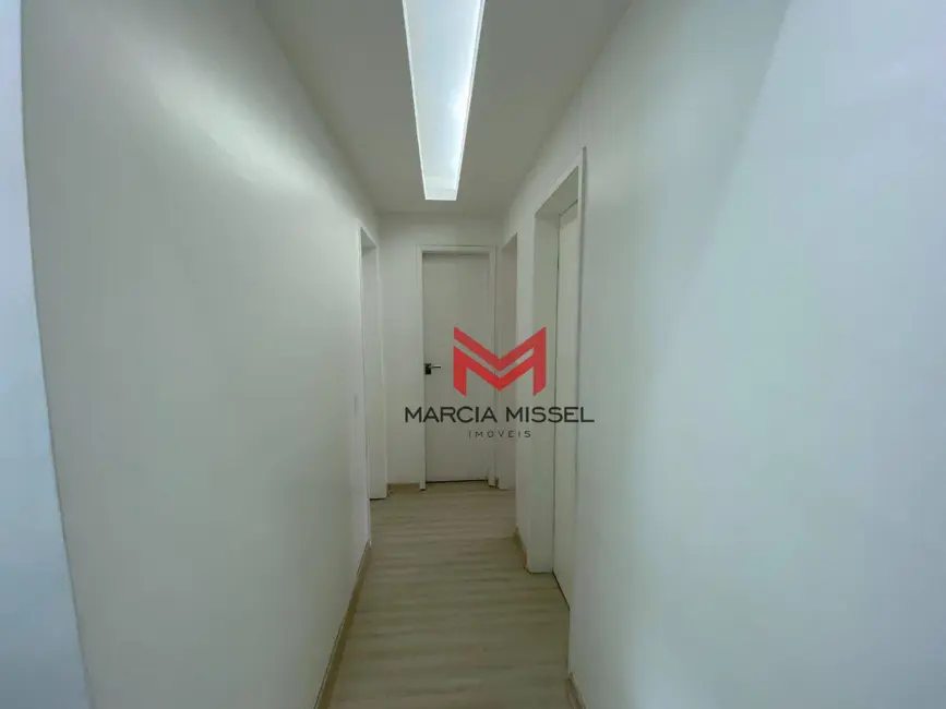 Apartamento com 2 quartos à venda, 103m2 em Centro, Nova Iguacu - RJ - imagem 9 Foto 9 de Apartamento com 2 quartos à venda, 103m2 em Centro, Nova Iguacu - RJ