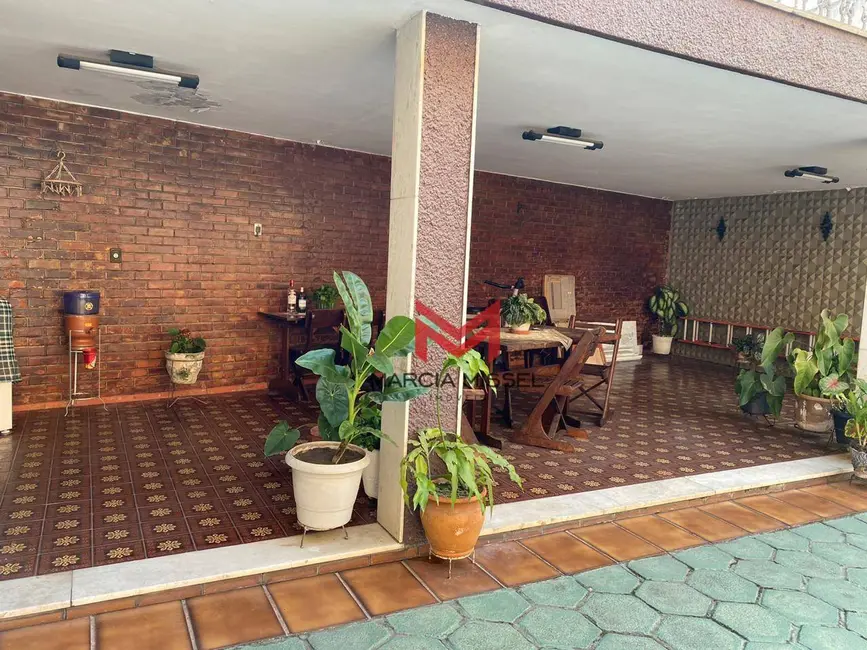 Foto 4 de Casa com 3 quartos à venda, 360m2 em Centro, Nova Iguacu - RJ