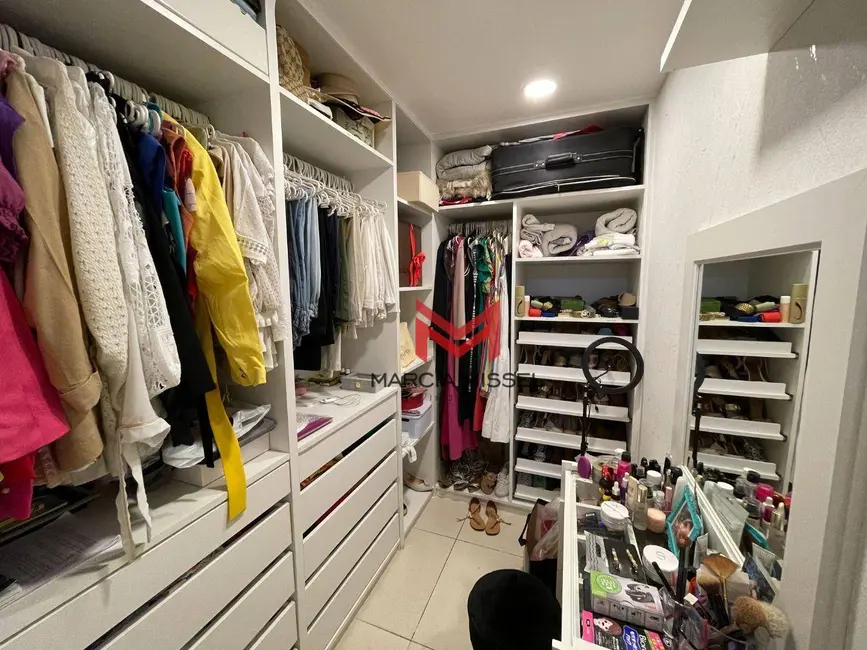 Apartamento com 3 quartos à venda, 108m2 em Centro, Nova Iguacu - RJ - imagem 9 Foto 9 de Apartamento com 3 quartos à venda, 108m2 em Centro, Nova Iguacu - RJ